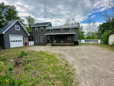 30 Penny Ln Averill Park, NY 12018