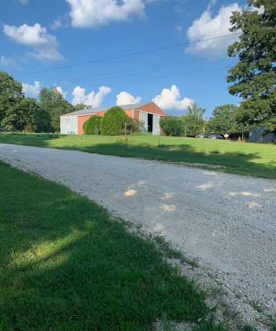 954 S Buchanan Rd Waverly, TN 37185