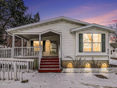 416 W Holmes Rd Lansing, MI 48910