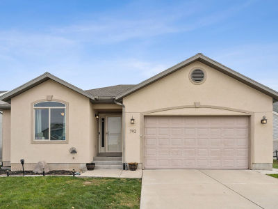792 N 630 W Tooele, UT 84074