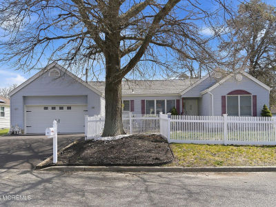 101 Foxwood Ln Forked River, NJ 08731
