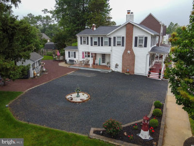 124 E Burlington St Bordentown, NJ 08505