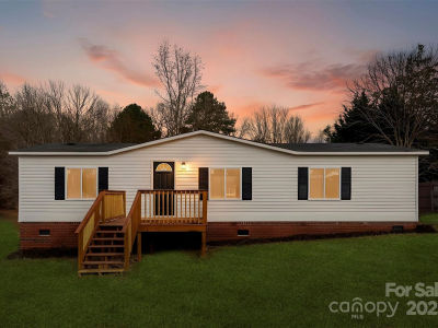 226 Muldoon Ln Clover, SC 29710