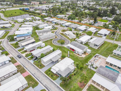 4800 SE Federal Hwy LOT 17 Stuart, FL 34997