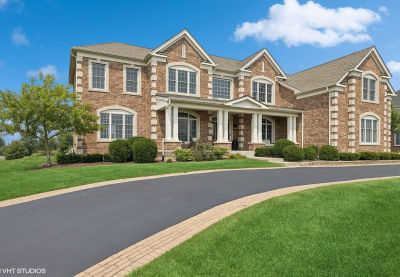 28 Shenandoah Cir South Barrington, IL 60010