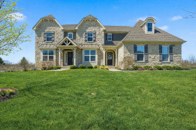 24324 N Blue Aster Ln Lake Barrington, IL 60010