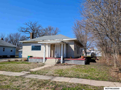 336 E Main St Manly, IA 50456