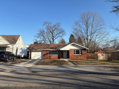 136 E Hobart Ave Findlay, OH 45840