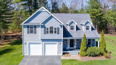 2 Waterford Cir Dighton, MA 02715
