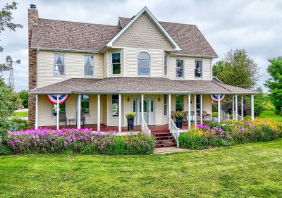 10617 E 2950 North Rd Blackstone, IL 61313