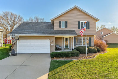 821 Thornberry Dr Ottawa, IL 61350