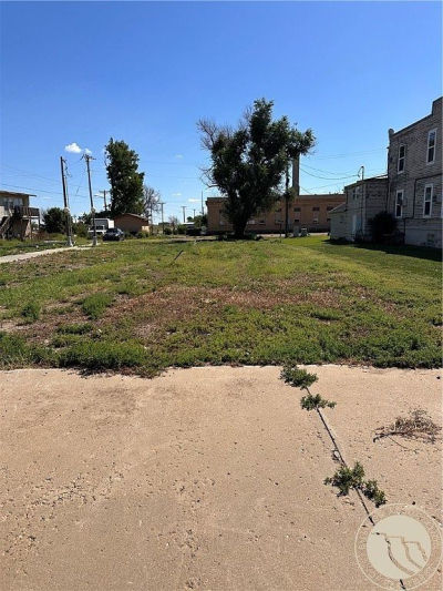 10 S 1st St E Baker, MT 59313