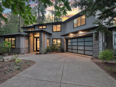 16200 Waluga Dr Lake Oswego, OR 97035
