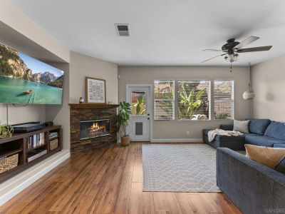 625 Sumner Way UNIT 4 Oceanside, CA 92058