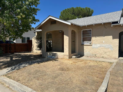 309 E San Joaquin St Avenal, CA 93204
