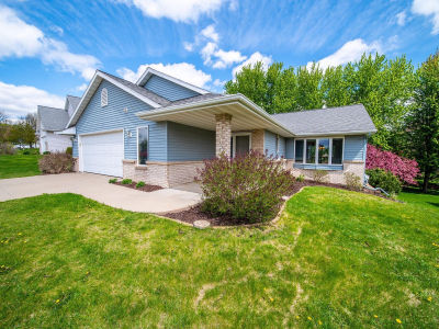 3315 Oxford Ln NW Rochester, MN 55901