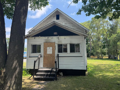 2202 Hoyt St Muskegon Heights, MI 49444