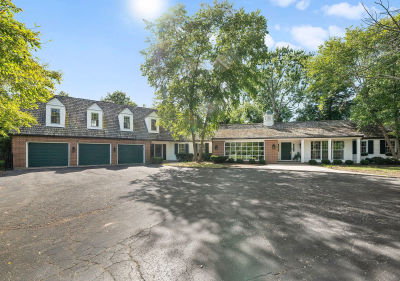 250 S Sheridan Rd Lake Forest, IL 60045