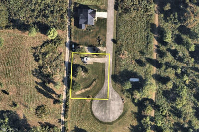 10 Chardonnay Dr Kelleys Island, OH 43438