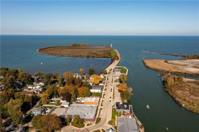 Main St Huron, OH 44839