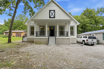 2327 S Oak Knoll Dr Lakeside Marblehead, OH 43440