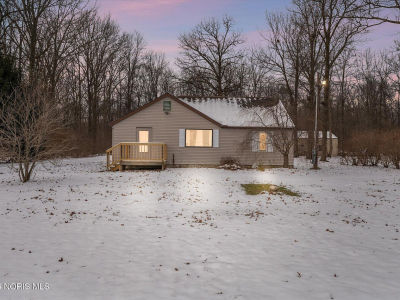 3328 County Road 62 Woodville, OH 43469