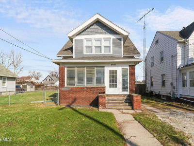 1749 Selkirk St Toledo, OH 43605