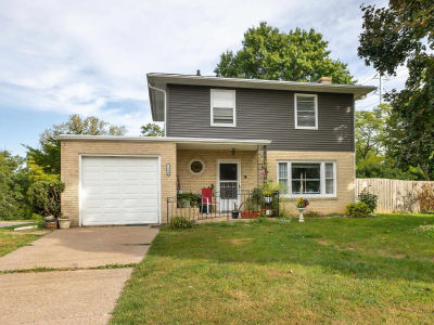 1660 S Grandview Ave Dubuque, IA 52003