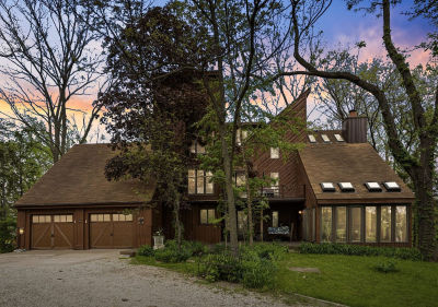 644 Schroeder Rd Coal Valley, IL 61240