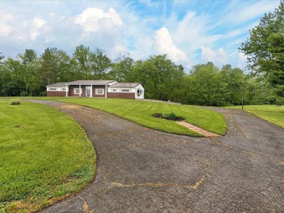 5128 Locust Grove Rd SE Washington Court House, OH 43160