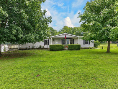 12873 Lakeside Dr Greenfield, OH 45123