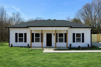 47 Brownlow Dr Rome, GA 30165