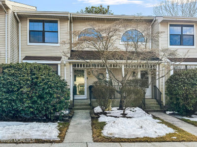 2003 Meadowlands Ct Toms River, NJ 08755