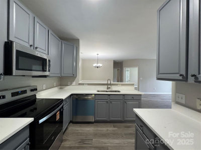 10676 Hill Point Ct Charlotte, NC 28262