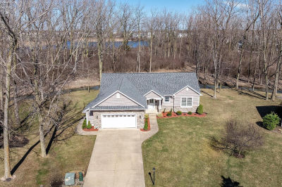 1249 Lost Lake Rd Port Clinton, OH 43452