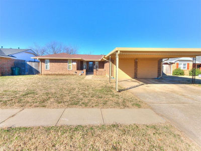 8817 S Charlotte Dr Oklahoma City, OK 73159