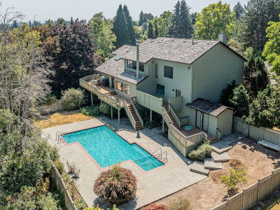 12357 SW Duchilly Ct Tigard, OR 97224