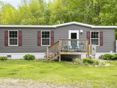 33 McHugh Rd Graniteville, VT 05654