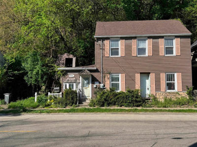 2611 Central Ave Dubuque, IA 52001