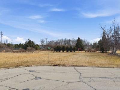 McKinley Ave #9 Clintonville, WI 54929