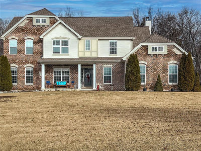 221 Stoneledge Ct Marthasville, MO 63357