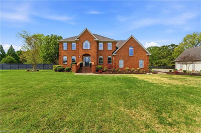 1512 Gray Rock Rd Chesapeake, VA 23322