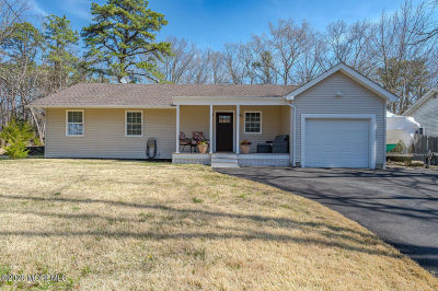 6 Avast Ave Barnegat, NJ 08005