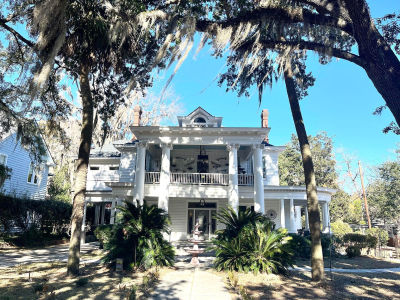 919 Wichman St Walterboro, SC 29488