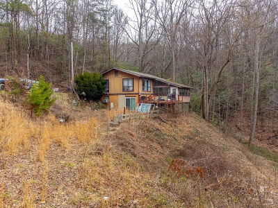 180 Walden Pond Rd Bryson City, NC 28713