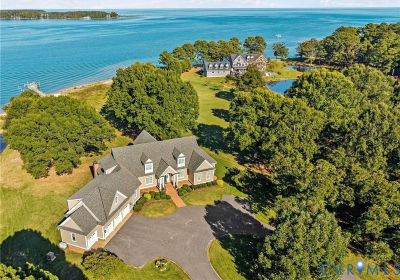 2515 Fleets Bay Rd White Stone, VA 22578