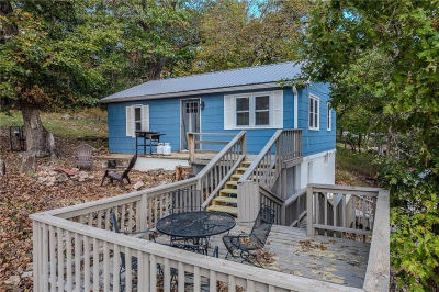 28253 W Cove Dr Lincoln, MO 65338