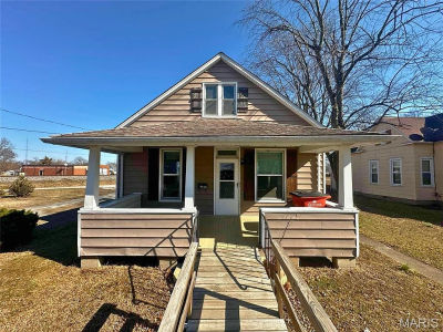 120 N Euclid Ave Marissa, IL 62257