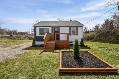 4132 Pontoon Rd Granite City, IL 62040