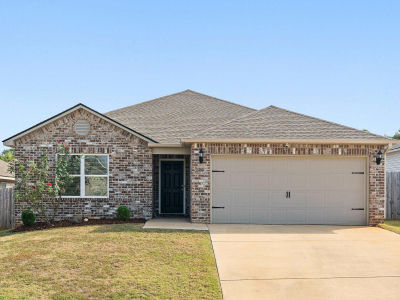 16350 Creek Dr Moundville, AL 35474